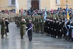 Kỳ lạ binh sĩ, vũ khí NATO tràn ngập thủ đô Estonia